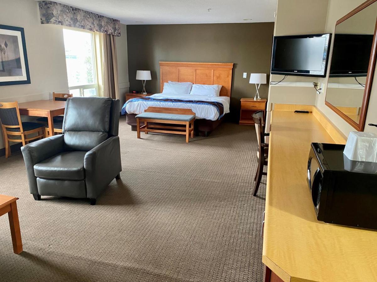 Super 8 By Wyndham Edmonton South Hotel Buitenkant foto
